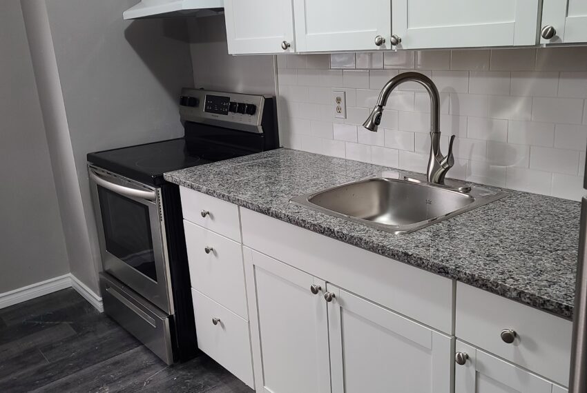 581 Cataraqui - Unit 18