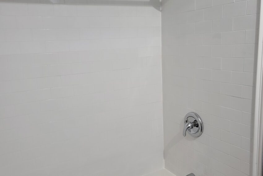 581 Cataraqui - unit 18